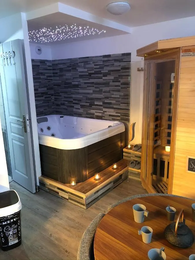 la parenthèse, spa et sauna privatif Saint-Raphaël 0*,  France
